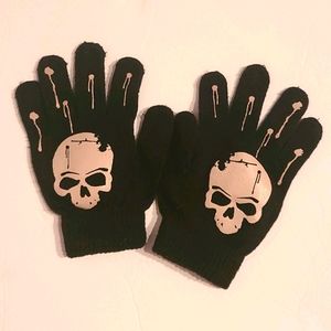 Glow in the dark gloves